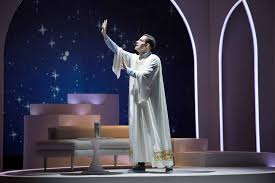 By horacio de dios (author), horacio e. Chilango Horacio Villalobos Nos Cuenta Sobre Su Regreso Al Teatro