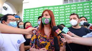 Realizziamo abiti unici interamente fatti a mano che esaltano l'eleganza femminile. La Alegria De La Dc El Dolor De Rd Y La Incomoda Conversacion Del Dia Despues