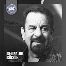 Boxer: REGINA CHAVEZ