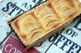 Faire une pâte feuillettée ou une déjà prête.5 à 6 pommes.(thermostat 5à 6. La Tarte Aux Pommes Comme Celle Du Boulanger Ou Presque Chez Requia Cuisine Et Confidences