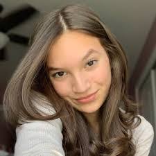 Alison Musk's Instagram, Twitter & Facebook