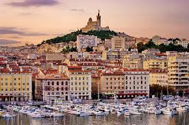 Marseille Le Vieux Port Et Notre Dame De La Garde Le Matin Flickr Photo Sharing Places To Travel Places To Go Places Around The World