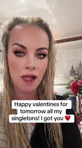 Nina Sheppard's Instagram, Twitter & Facebook