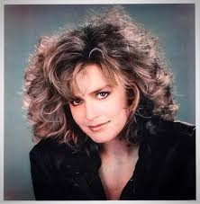 I know I can't be the only one who has had a long-standing Shue-Crush. I  loved her in Karate Kid, Adventures In Babysitting, Cocktail, Back to the  Future 2 & 3, Soapdish,