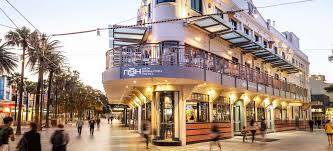 A new addition, the brighton wheel is right by the pier, while one of its most famous attractions is the royal pavilion, a former royal retreat built in indian style. New Brighton Hotel Manly Nsw