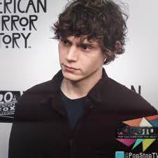 Ella Nault's Instagram, Twitter & Facebook