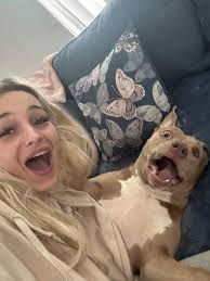 Drew Brees's Super Bowl halftime snack is a turkey sandwich. What's yours?  🥪 #Colbert #SuperBowl #SuperBowlLIX