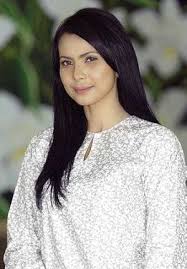 Maisara yang kini telah berusia 19 tahun, sedang melanjutkan. Rozita Bimbang Lakonan Bomoh Susuk Undang Kontroversi Hiburan Mstar