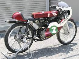 pin van tjasa saubert op advantge kawasaki 90ss bromfiets racemotoren oldtimers