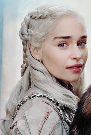 She studied at the drama centre london, appearing in a number of stage productions. 11 Days Emilia Clarke Danerys Targaryen Emilia Clarke Daenerys Targaryen