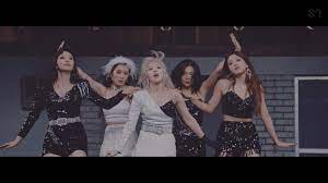 Red Velvet The Reve Festival Finale Psycho M V Red Velvet Red Velvet Outfit Dance Outfits