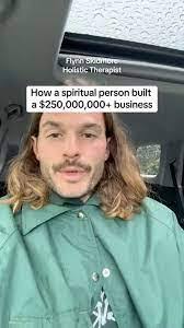 Flynn Skidmore's Instagram, Twitter & Facebook