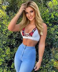 Deanna Ritter - Free pics, galleries \u0026 more at Babepedia