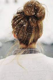 25 Impossibly Chic Images Sweater Weather For Cold December Nights This Is Glamorous Hair Styles Winter Hairstyles Her Hair