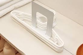 洗濯用ハンガーをおしゃれに収納 見た目すっきりのアイデア収納術 スタックストー公式オンラインストア 収納 ハンガー 洗濯