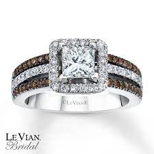 Tell Her You Love Her With With Chocolate Diamonds And She Will S Chocolate Diamond Wedding Rings Diamond Wedding Rings Sets Chocolate Diamond Ring Engagement