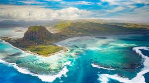 Prices for this tour are per person, based on a twin / double room sharing basis in lateral sea view room. Pauschalreisen Mauritius Die Gunstigsten Angebote Bei Holidaycheck