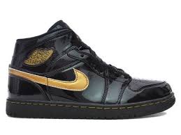 Air Jordan 1 I Retro Black Metallic Gold Patent Leather Style Code 136085 070 Colorway Black Metallic Gold Patent Leather Style Leather Fashion Air Jordans