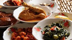 Ya, apalagi kalau bukan masakan padang. 11 Makanan Khas Sumatera Barat Yang Menggugah Selera Tak Hanya Rendang Hot Liputan6 Com