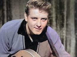 Electric Light Orchestra star killed in freak accident after being hit by  hay bale