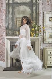It also creates the illusion of a slimmer, longer body and equalizes your proportions. The Wedding Dress Trends For Spring 2021 May Surprise You Fashionista