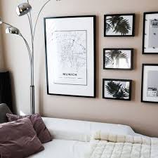 Unsere Bildergallerie Im Wohnzimmer Die Rahmen Sind Von Ikea Livingroom Mapiful Bilderanordnung Bilderwand Pictures Picturewall Wohnzimmer Inspiration Wohnzimmer Ideen Und Zuhause