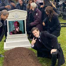 Grant Gustin Next To Oliver Queen's Grave: Trending Images Gallery (List  View) | Know Your Meme