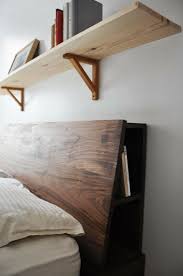 Headboard With Storage Space Saving And Decoration Furniture Design Decoration Kopfteil Regale Diy Kopfteil Holz Selbstgemachte Kopfteile