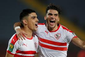 انتظم إمام عاشور، لاعب الزمالك، في تدريب الفريق اليوم الأربعاء الذي أقيم بملعب فندق الإقامة في برج العرب بالإسكندرية. Ø¬Ù…Ù‡ÙˆØ± Ù†Ø§Ø¯ÙŠ Ø§Ù„Ø²Ù…Ø§Ù„Ùƒ Ø§Ù„Ù…ØµØ±ÙŠ ÙŠÙƒØ§ÙØ¦ ØªØ£Ù„Ù‚ Ø¨Ù†Ø´Ø±Ù‚ÙŠ
