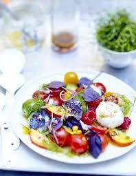 Salade De Tomates Fruits Fleurs Et Burrata Au Basilic Pourpre 80 Idees De Salades Originales Elle A Table Salade Tomate Menus Healthy Idee Repas Soir