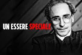 Battiato era nato nel 1945. Kwkbuxvee Ltnm