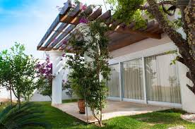 Galleria delle foto dove trovi centinaia di progetti dei migliori designer. 31 Idee Per Decorare Le Pareti Del Giardino Con Le Piante Homify