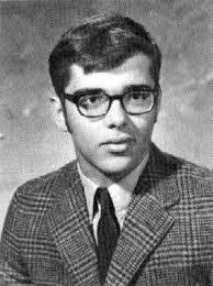 Robert Kotarba's Instagram, Twitter & Facebook