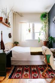 Regardless of whether you're decorating a teen's bedroom or a small dorm room with just enough. 20 Tiny Bedrooms That Don T Skimp On Style Small Apartment Bedrooms Small Room Design Small Bedroom Designs