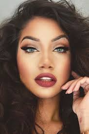 36 Best Winter Makeup Looks For The Holiday Season Holiday Makeup Looks Gorgeous Wedding Makeup Winter Makeup