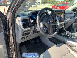 Where does the xl end and the xlt begin? Lariat Interior Page 2 F150gen14 Com 2021 Ford F 150 Lightning Ev Raptor Forum 14th Gen