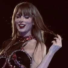 Hannah Grooms's Instagram, Twitter & Facebook