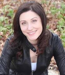 Book Q&As with Deborah Kalb: July 2023