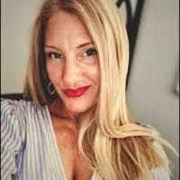 Lacy Watkins's Instagram, Twitter & Facebook