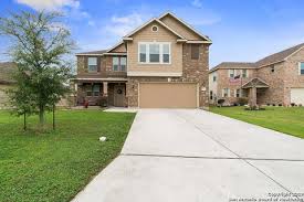 New braunfels has the best options for all of your vacation or staycation needs. 1464 Astor Crk New Braunfels Tx 78130 25 Photos Mls 1369672 Movoto