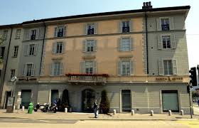 The bank has one subsidiary in zurich. Arner Bank Lancia La Sua Sfida Digitale Ticinonline