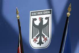 Diese werte und normen leiten das handeln unserer soldatinnen und soldaten im frieden und im einsatz. Beirat Fur Fragen Der Inneren Fuhrung