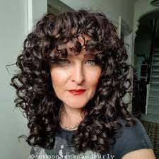 Our review includes short haircuts and hairstyles with short and elongated bangs, interesting hair color solutions and hair texture ideas for straight and curly hair. 21 Best Ways To Have Curly Hair With Bangs In 2021
