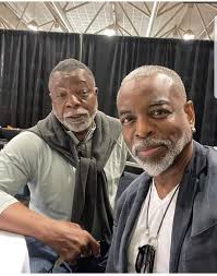 Comparing Carl Weathers and LeVar Burton's appearances