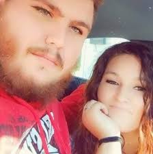 I'm sure this has been asked a million times but I have a friend looking  for a good divorce attorney with no children involved. Who does everyone  recommend and who does she