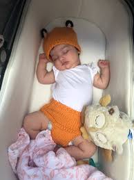 By 8 months or so, babies often have three meals and start adding snacks. 7 Week Old In 6 Month Clothes September 2018 Babies Forums What To Expect