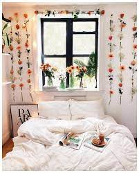 Boho bedroom wall decor ideas. 48 Comfortable Small Bedroom Ideas Bedroomideas Smallbedroomideas Comfortablesmallbedroom Vidur Ne Urban Bedroom Wall Decor Bedroom Romantic Bedroom Decor
