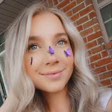 Kacie Mann (kaciemann)