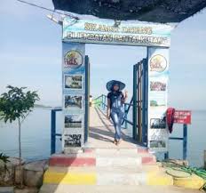Biaya yang kamu bayarkan sebagai jaminan parkir. 10 Spot Foto Di Pantai Kutang Lamongan Terbaru Jawa Timur 2019 Rute Jalan Ke Lokasi Fasilitas Wisata Bagus Wisataterdekat Com