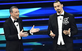 Zlatan ibrahimovic arriva in ritardo al festival per la terza serata. Nwvbtog0dnng5m